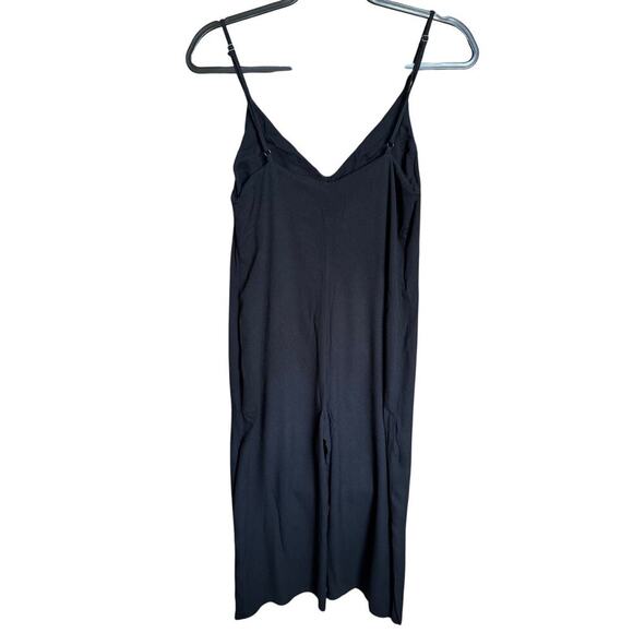Reformation Gilda Jumpsuit Cropped Wide Leg Flowy V Neck Black Size Medium - Picture 6 of 13